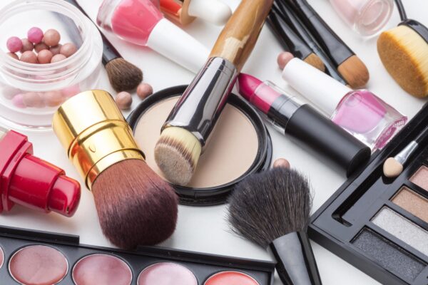 online cosmetics in pakistan